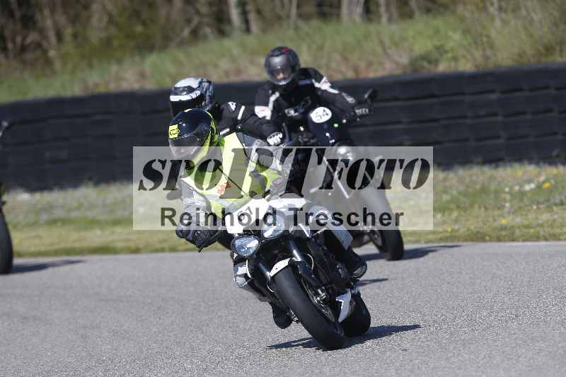 /01 02.04.2026 MAZ ADR/Gruppe gelb Gruppe gruen/61